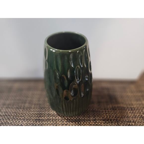 Vintage large green glazed Cattails Pottery vase - Picture 3 of 8